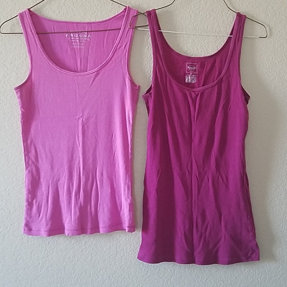 Set of two tank tops - Picture 1 of 4